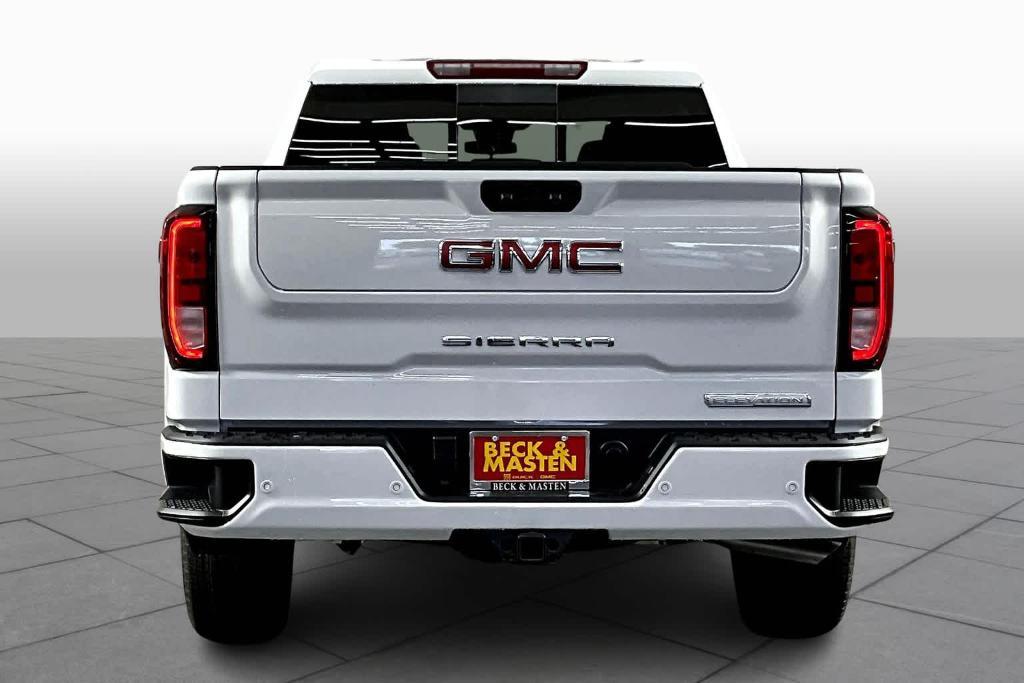 new 2024 GMC Sierra 1500 car, priced at $52,106