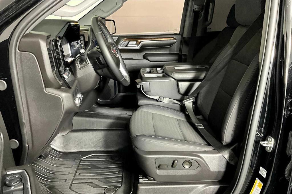 used 2024 GMC Sierra 1500 car, priced at $44,925