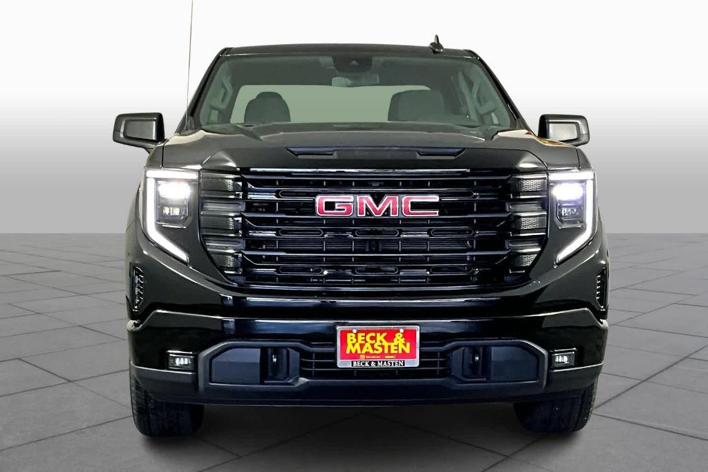 new 2025 GMC Sierra 1500 car, priced at $69,015