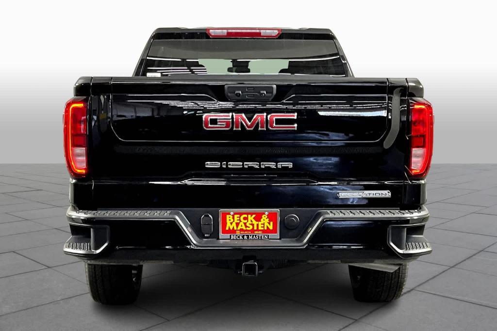 new 2025 GMC Sierra 1500 car, priced at $69,015