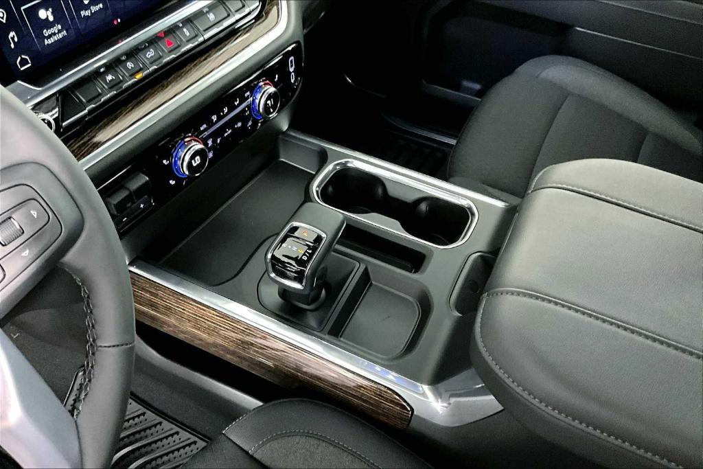new 2025 GMC Sierra 1500 car, priced at $46,030