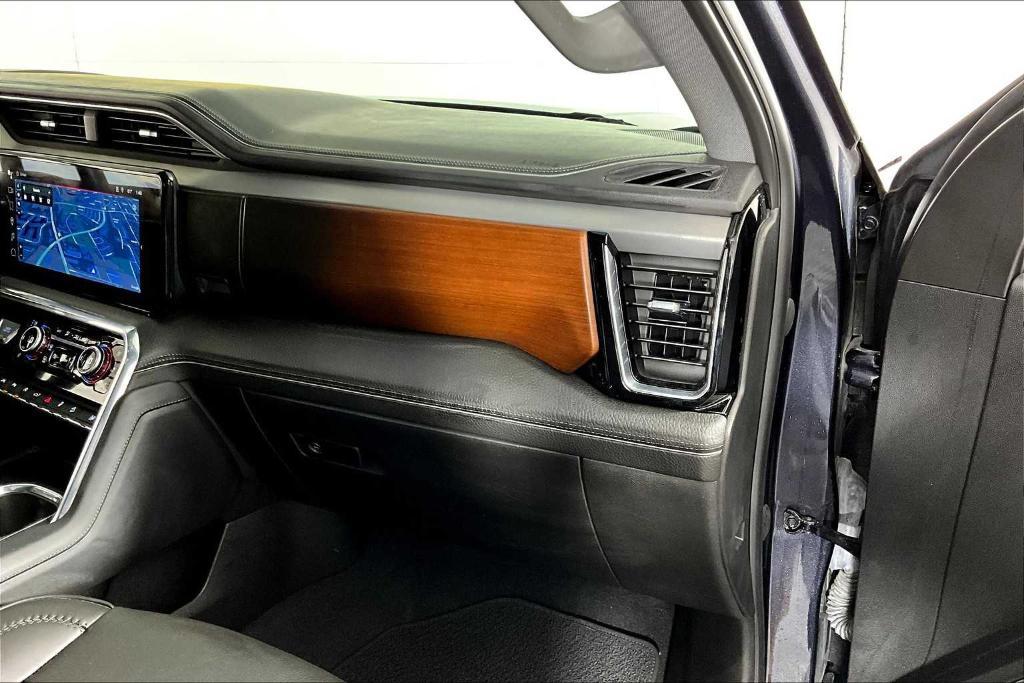 used 2023 GMC Sierra 1500 car, priced at $52,975