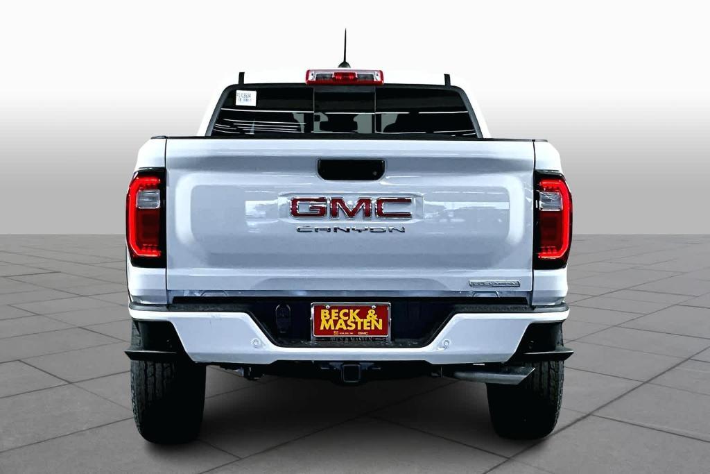 new 2024 GMC Canyon car, priced at $40,197