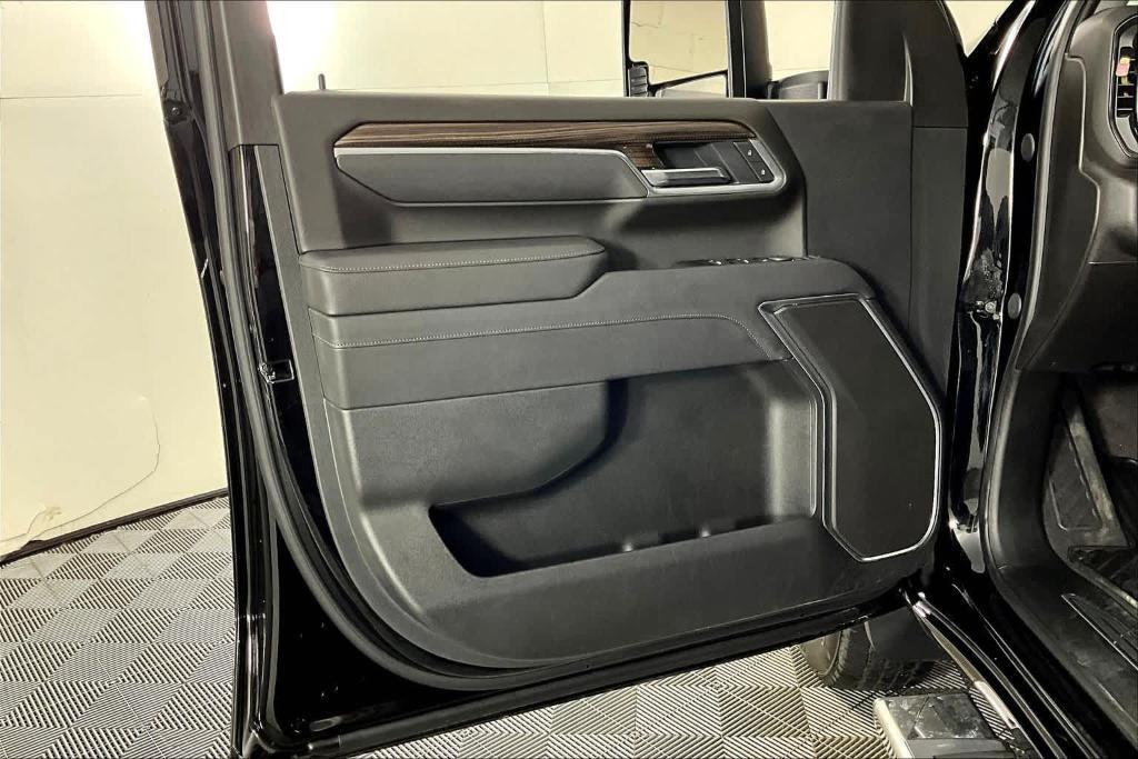 used 2025 Chevrolet Silverado 2500 car, priced at $65,495