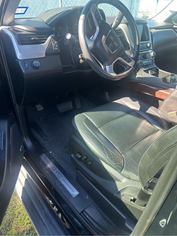 used 2019 GMC Yukon car, priced at $26,997