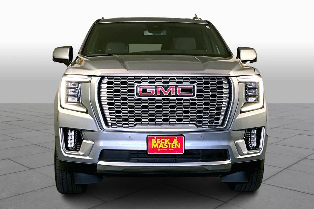 used 2024 GMC Yukon XL car, priced at $76,815