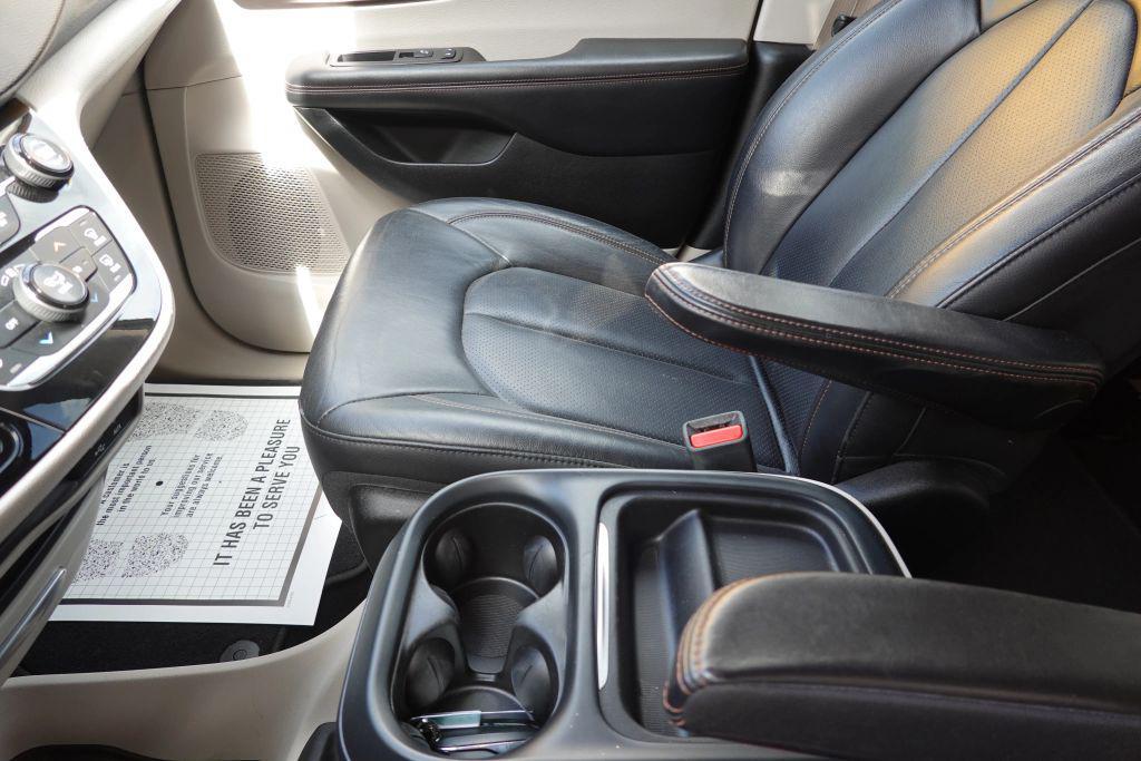 used 2018 Chrysler Pacifica car, priced at $11,400