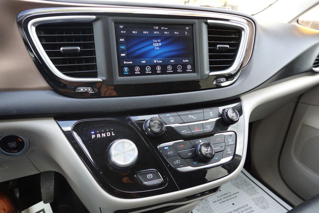 used 2018 Chrysler Pacifica car, priced at $11,400