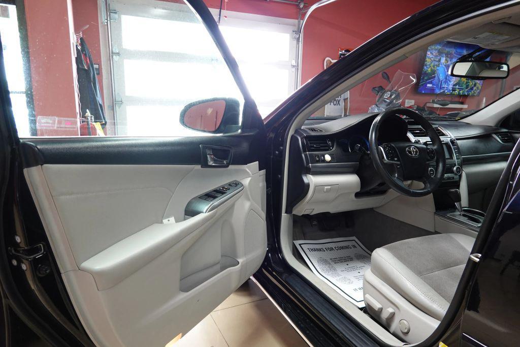 used 2013 Toyota Camry Hybrid car, priced at $11,500