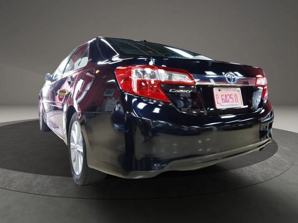 used 2013 Toyota Camry Hybrid car, priced at $11,500