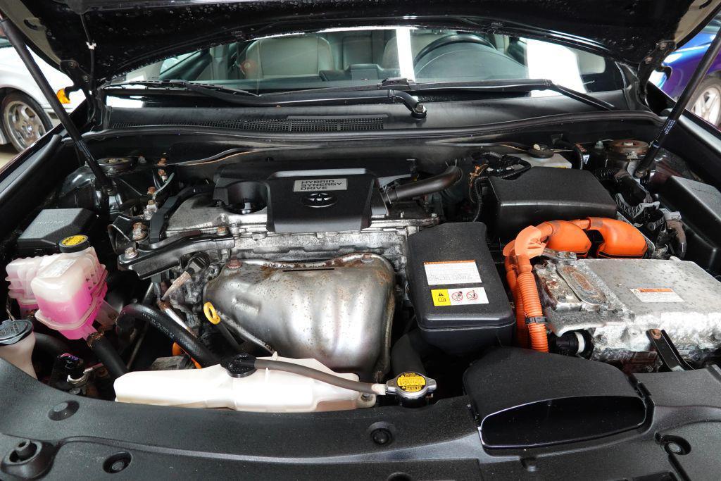used 2013 Toyota Camry Hybrid car, priced at $11,500