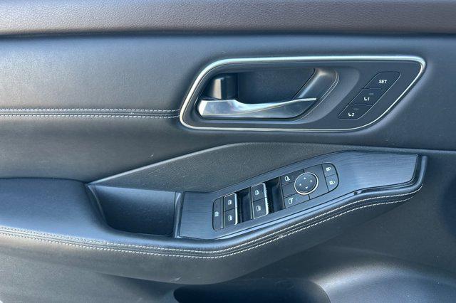 used 2021 Nissan Rogue car, priced at $29,995