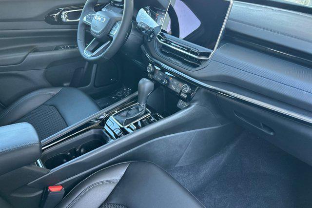 new 2025 Jeep Compass car, priced at $38,110