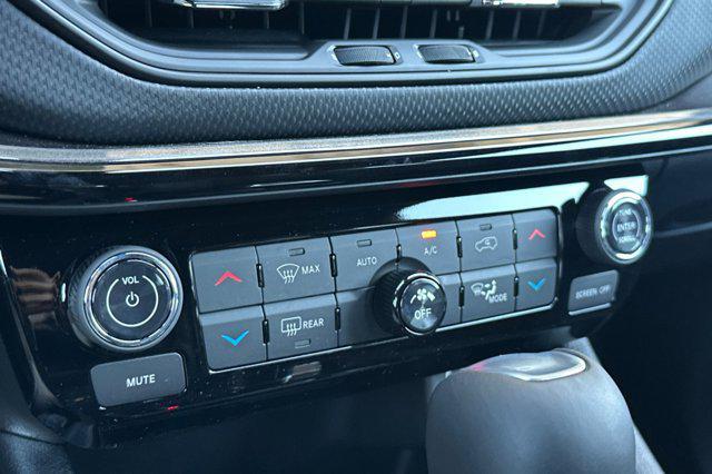new 2025 Jeep Compass car, priced at $38,110