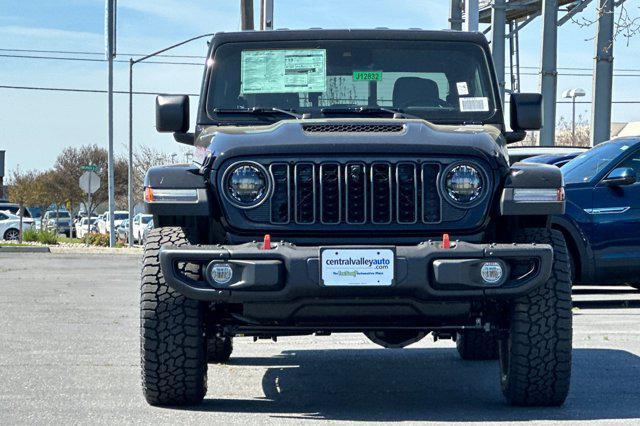 new 2024 Jeep Gladiator car, priced at $66,235