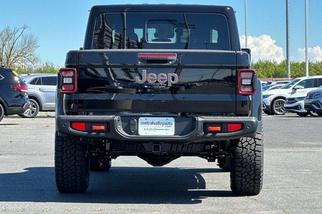 new 2024 Jeep Gladiator car, priced at $66,235