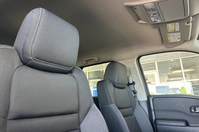 new 2025 Nissan Frontier car, priced at $39,925