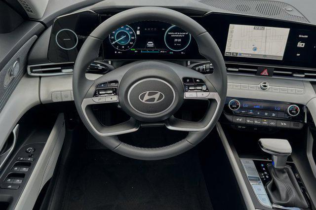 new 2025 Hyundai Elantra car, priced at $30,585