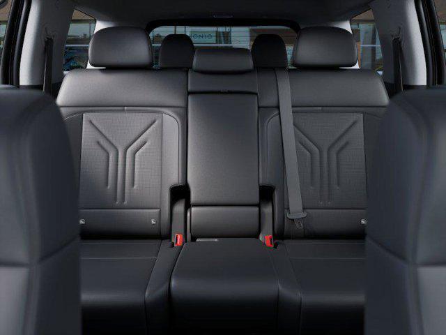 new 2025 Hyundai Santa Fe car, priced at $40,295