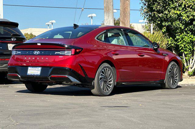 new 2025 Hyundai Sonata Hybrid car, priced at $38,110