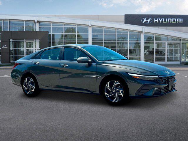 new 2025 Hyundai Elantra car, priced at $27,190