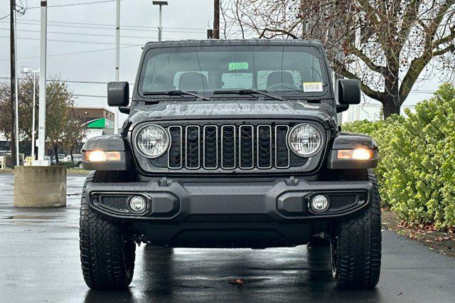 new 2025 Jeep Gladiator car, priced at $43,385