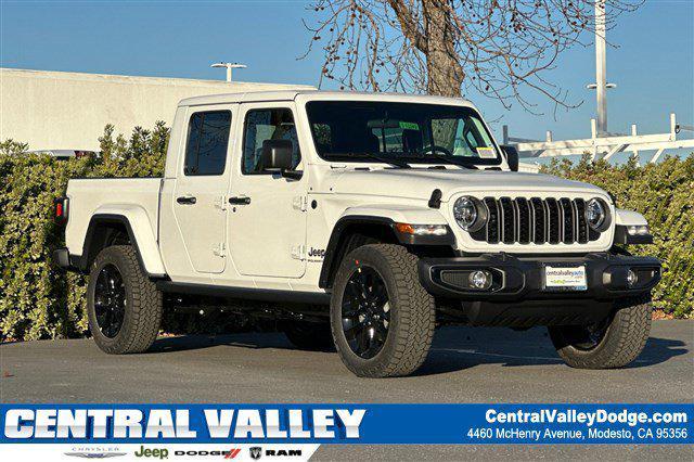 new 2025 Jeep Gladiator car, priced at $42,790