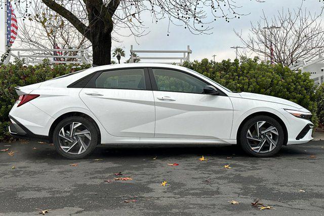 new 2025 Hyundai Elantra car, priced at $28,685