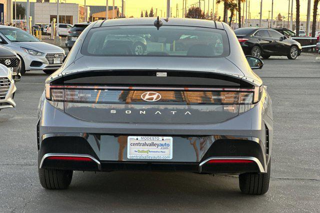 new 2025 Hyundai Sonata Hybrid car, priced at $39,255