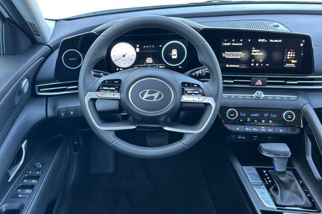 new 2025 Hyundai Elantra car, priced at $27,790