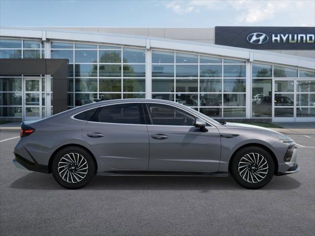 new 2025 Hyundai Sonata Hybrid car, priced at $38,160