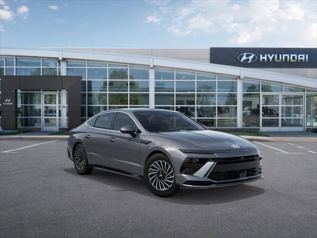 new 2025 Hyundai Sonata Hybrid car, priced at $38,160