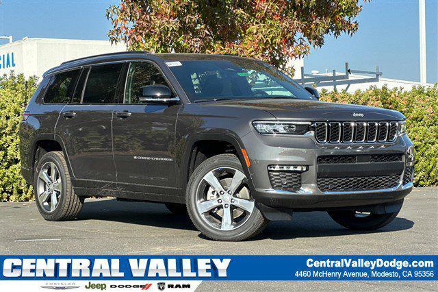 new 2025 Jeep Grand Cherokee L car, priced at $59,205