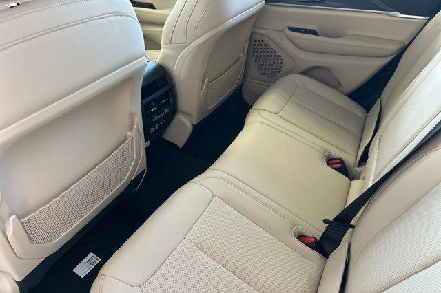 new 2025 Jeep Grand Cherokee car, priced at $49,620