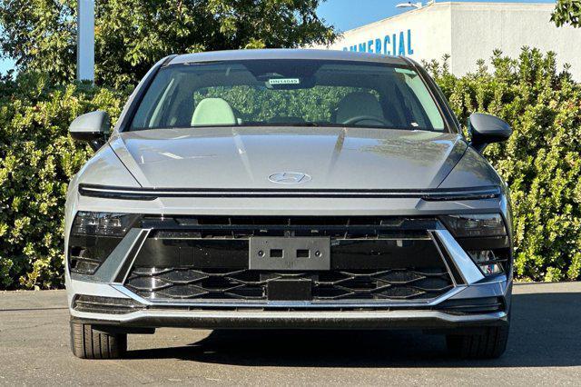 new 2025 Hyundai Sonata Hybrid car, priced at $30,685