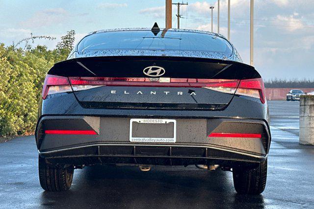 new 2025 Hyundai Elantra car, priced at $24,680