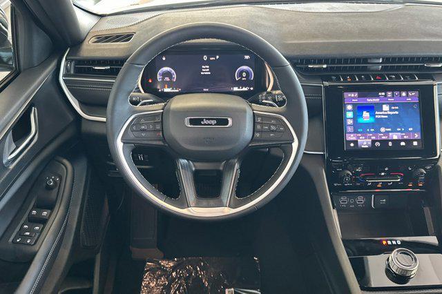 new 2025 Jeep Grand Cherokee L car, priced at $48,775