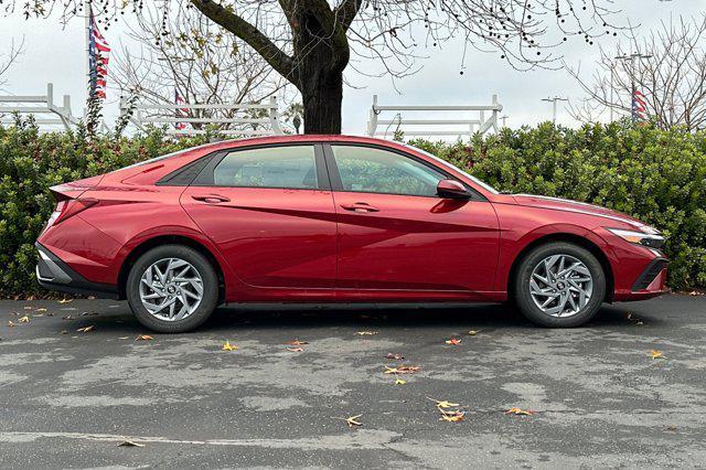 new 2025 Hyundai Elantra HEV car, priced at $27,235