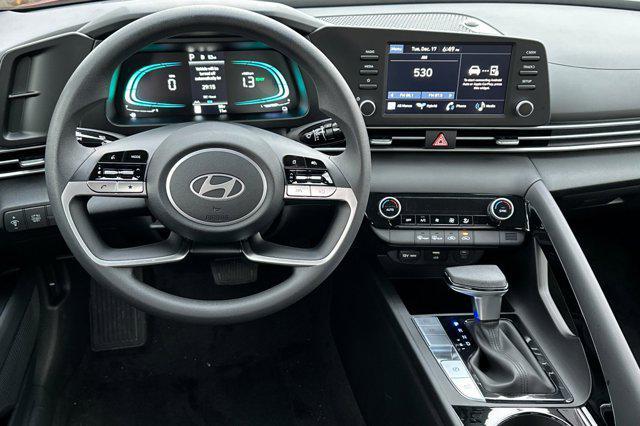 new 2025 Hyundai Elantra HEV car, priced at $27,235