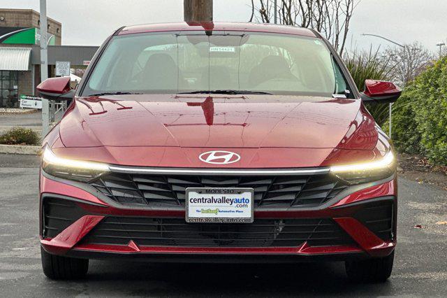 new 2025 Hyundai Elantra HEV car, priced at $27,235