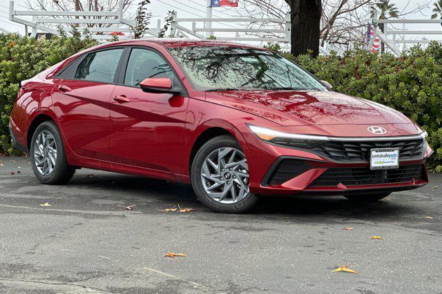 new 2025 Hyundai Elantra HEV car, priced at $27,235