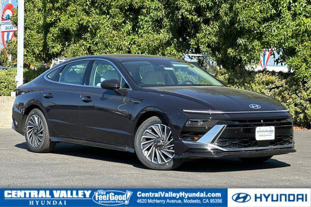 new 2025 Hyundai Sonata Hybrid car, priced at $29,955