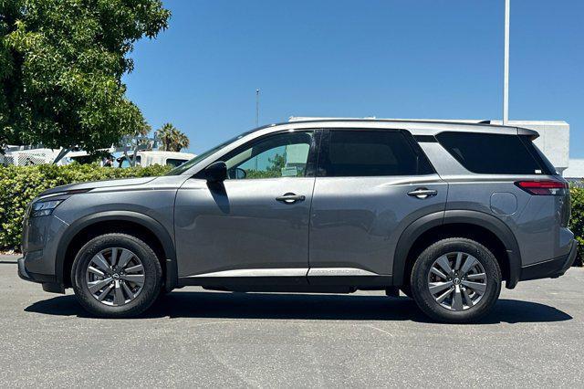 new 2025 Nissan Pathfinder car, priced at $40,710