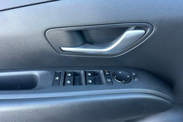 new 2025 Hyundai TUCSON Hybrid car, priced at $34,080