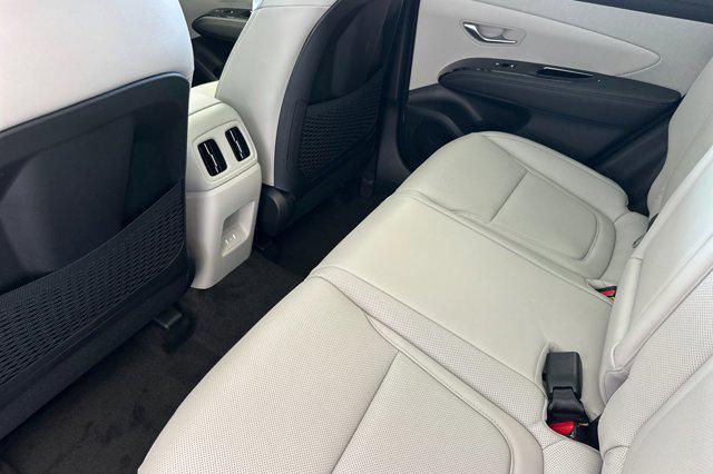 new 2025 Hyundai TUCSON Hybrid car, priced at $43,020