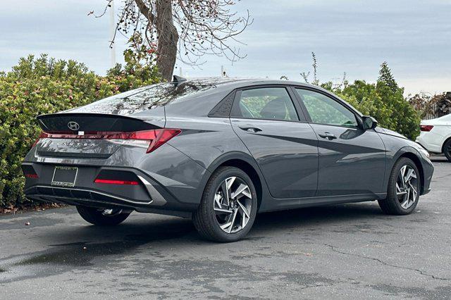 new 2025 Hyundai Elantra car, priced at $24,665