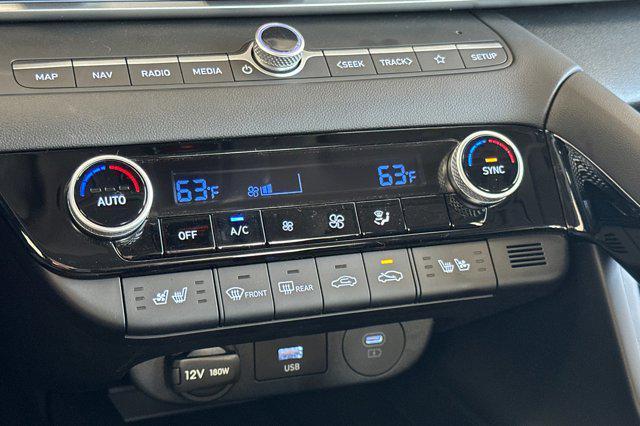 new 2025 Hyundai Elantra car, priced at $29,380