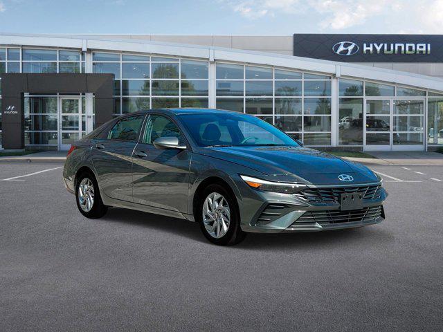 new 2024 Hyundai Elantra car, priced at $25,255