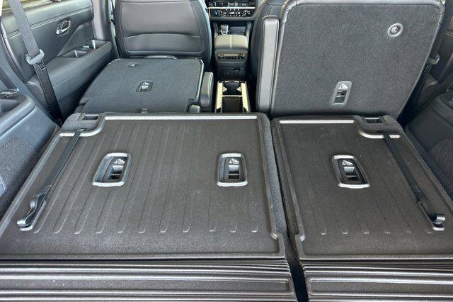 new 2025 Nissan Pathfinder car, priced at $52,185
