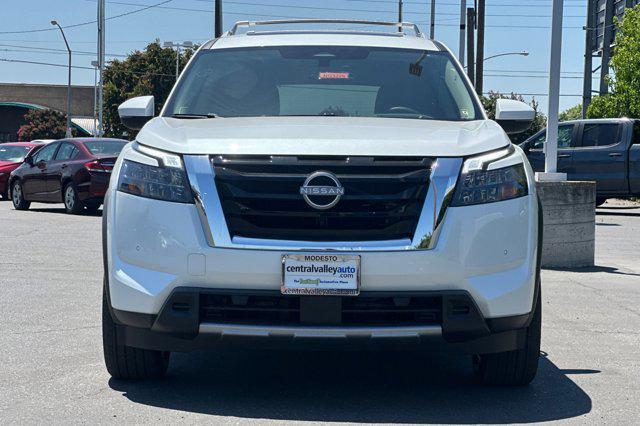 new 2025 Nissan Pathfinder car, priced at $52,185